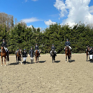 Erfolgreiches Wochenende in Fronhofen für Reitschülerinnen der Reitschule Brugger
