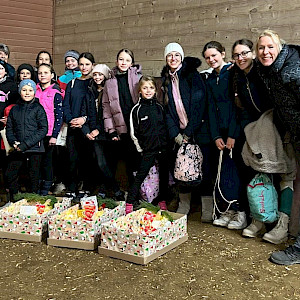 RFVA - Voltigieren mit gelungener ÜL-Überraschung: Advent Advent - 1 Lichtlein brennt ✨